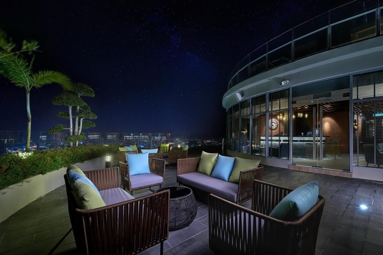 Hatten Place Melaka Ngoại thất bức ảnh The Sky Bar